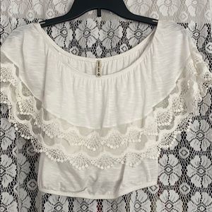 LF WHITE CROP TOP